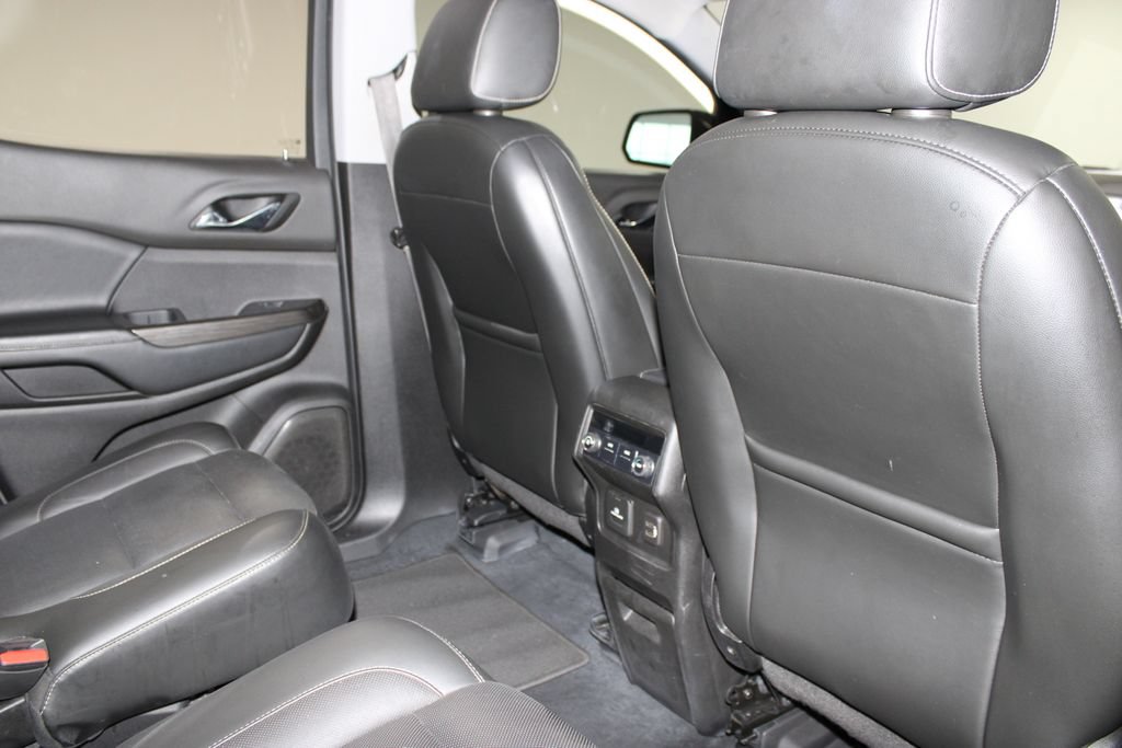Used 2019 GMC Acadia SLT AWD/4WD image 29