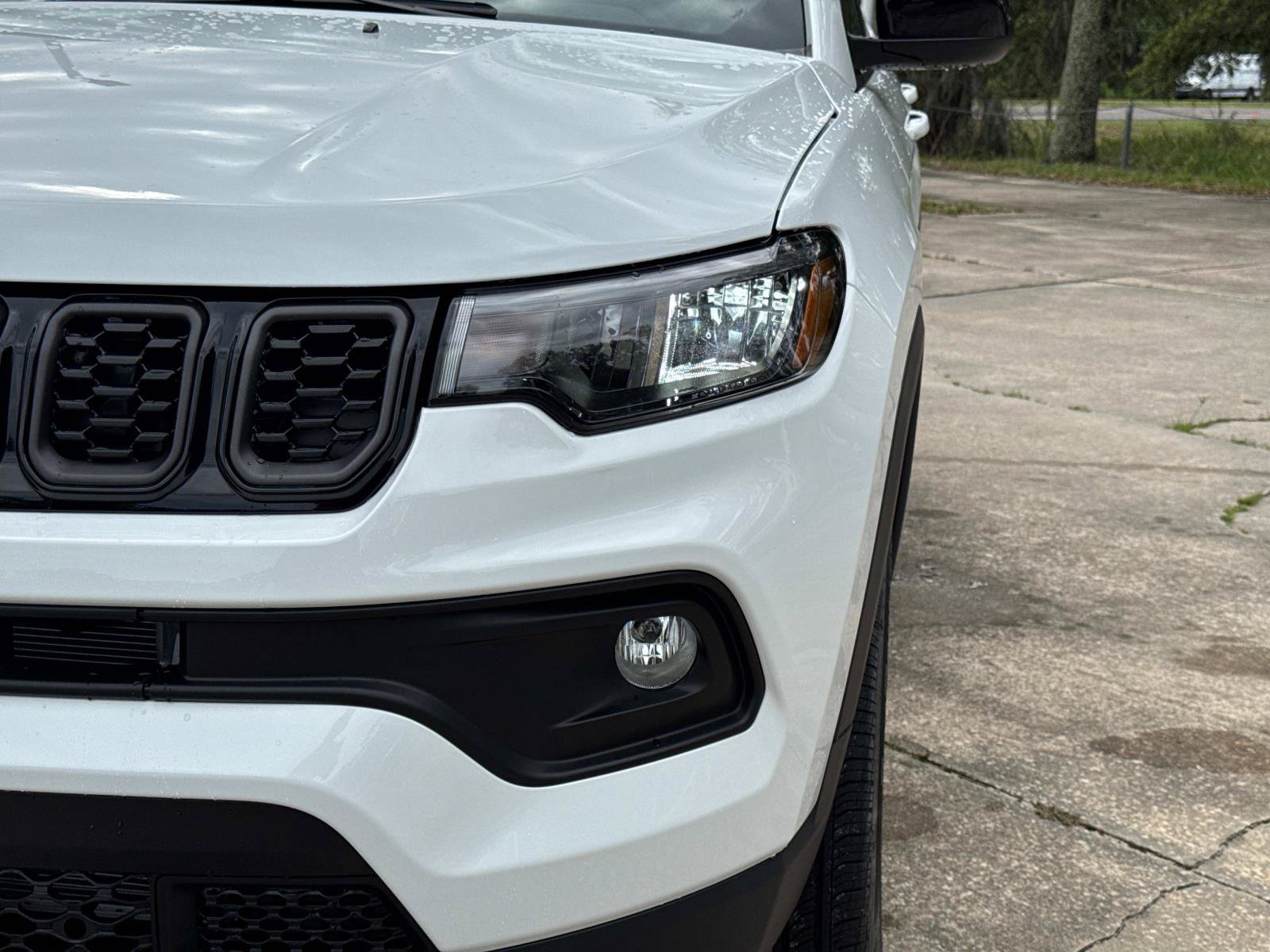 New 2026 Jeep Compass Latitude AWD/4WD image 9