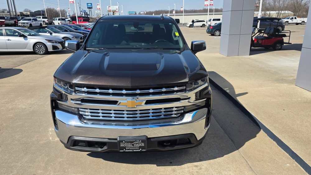 Used 2019 Chevrolet Silverado 1500 LT w/ All-Star Edition image 3