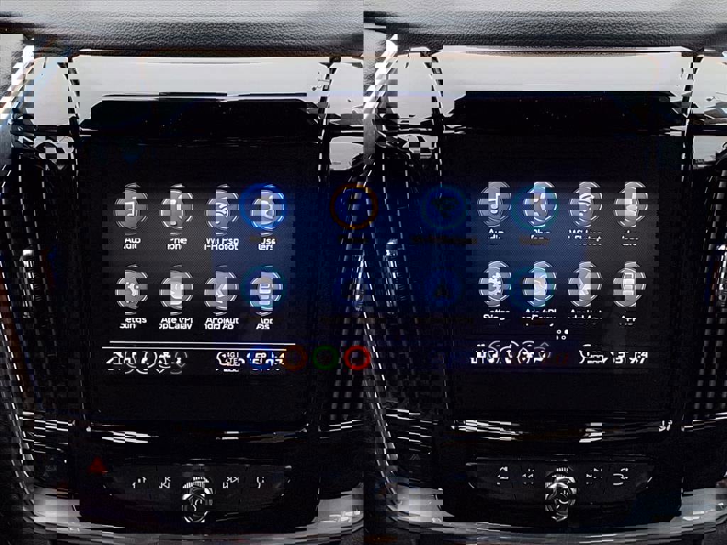 Used 2023 Chevrolet Traverse LT w/ LPO, Floor Liner Package image 14