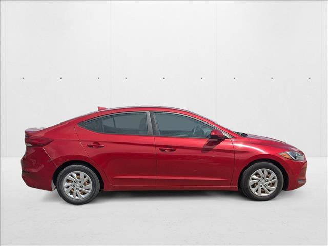 Used 2017 Hyundai Elantra SE image 4