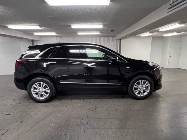 New 2026 Cadillac XT5 Luxury w/ LPO, Floor Liner Package AWD/4WD image 6