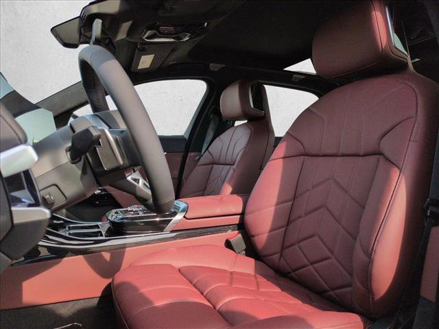New 2026 BMW i7 xDrive60 AWD/4WD image 4