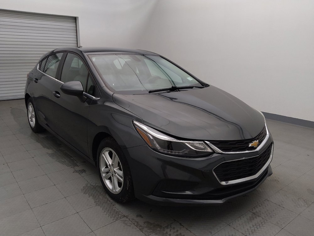 Used 2017 Chevrolet Cruze LT image 13