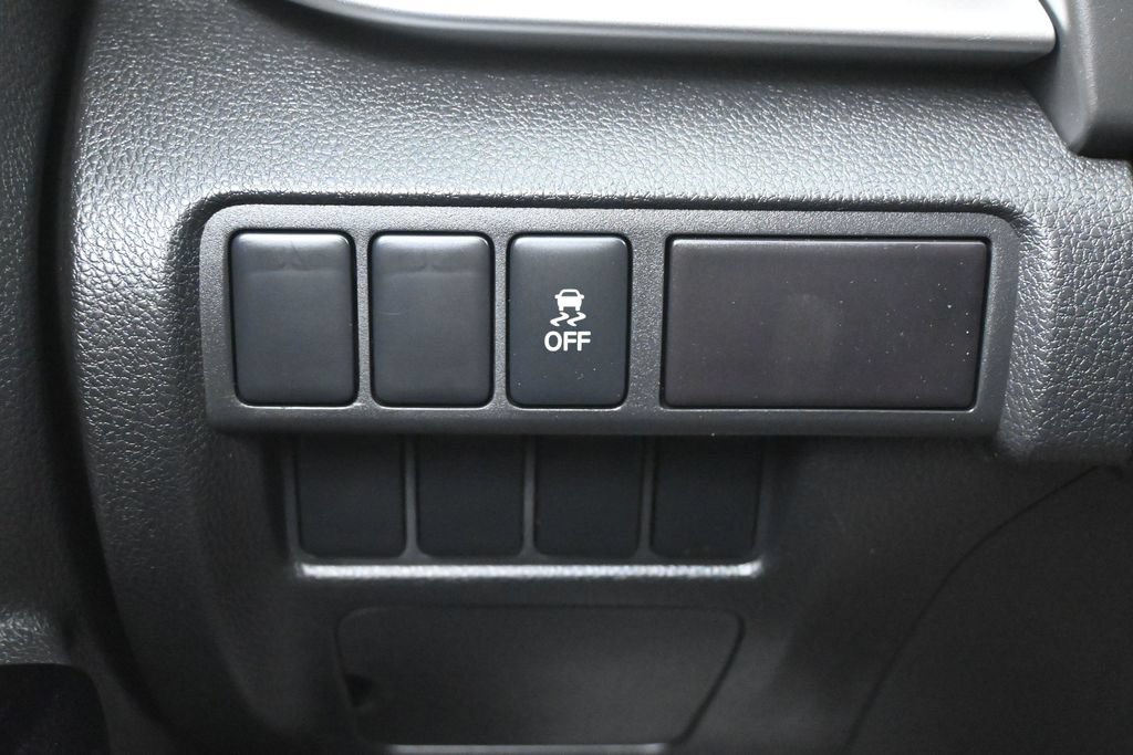 Used 2020 Mitsubishi Eclipse Cross LE AWD/4WD image 16