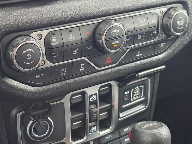 New 2026 Jeep Gladiator Sport AWD/4WD image 32