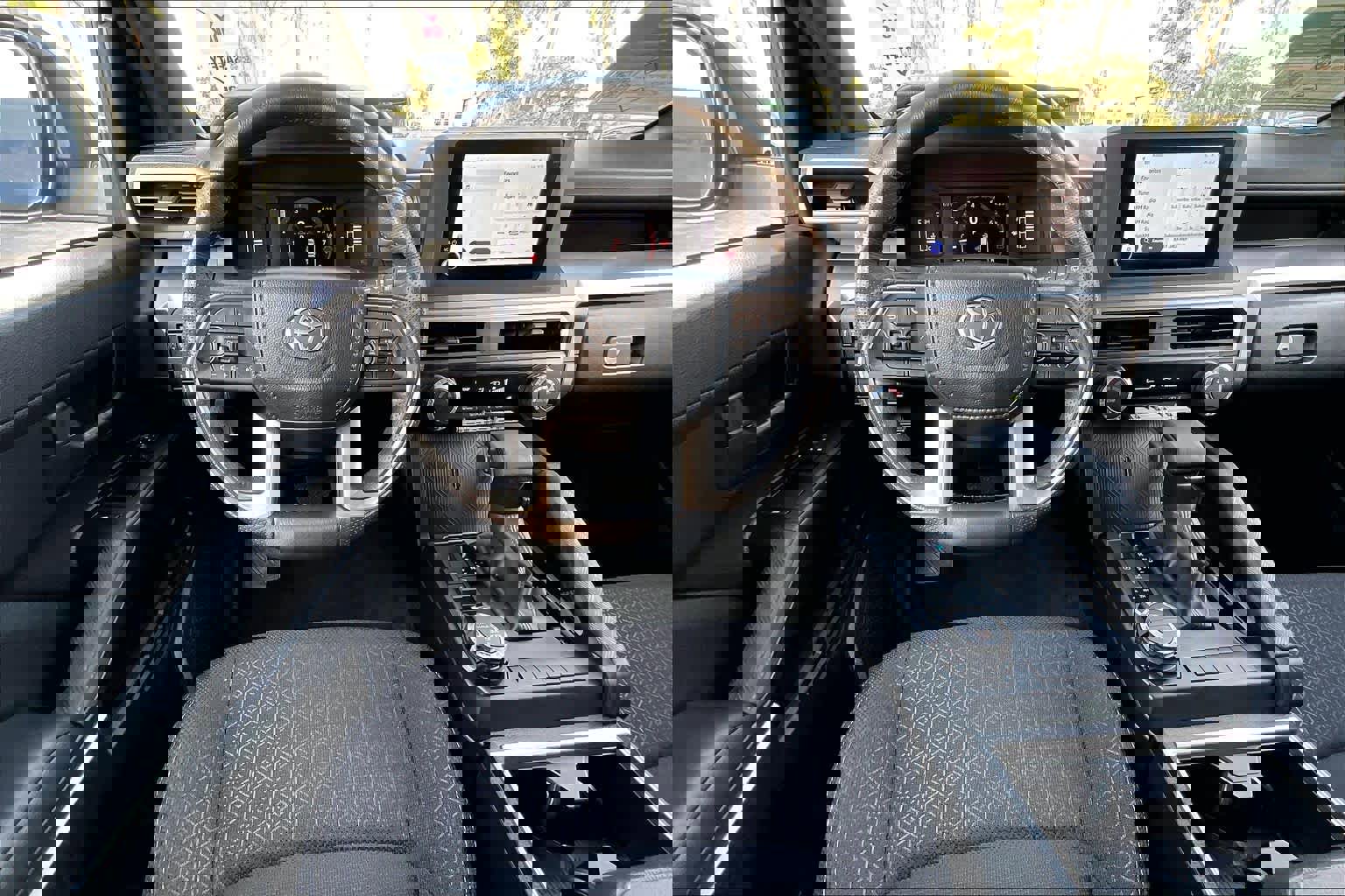 Used 2025 Toyota 4Runner SR5 image 5