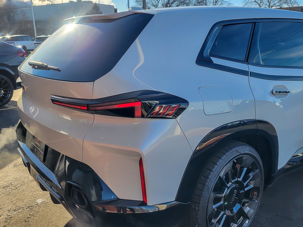 Used 2023 BMW XM image 6