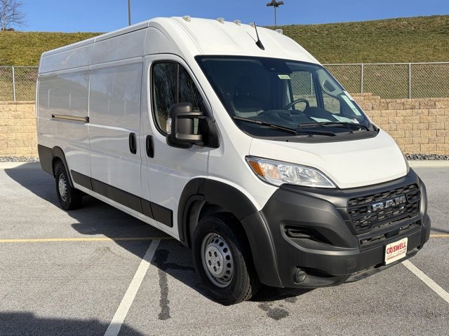 Used 2024 RAM ProMaster 3500 w/ Power Group image 2