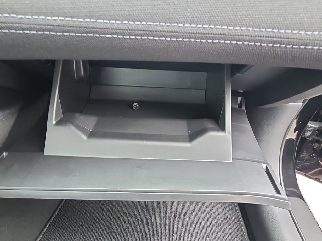 Used 2024 Nissan Z Sport image 36