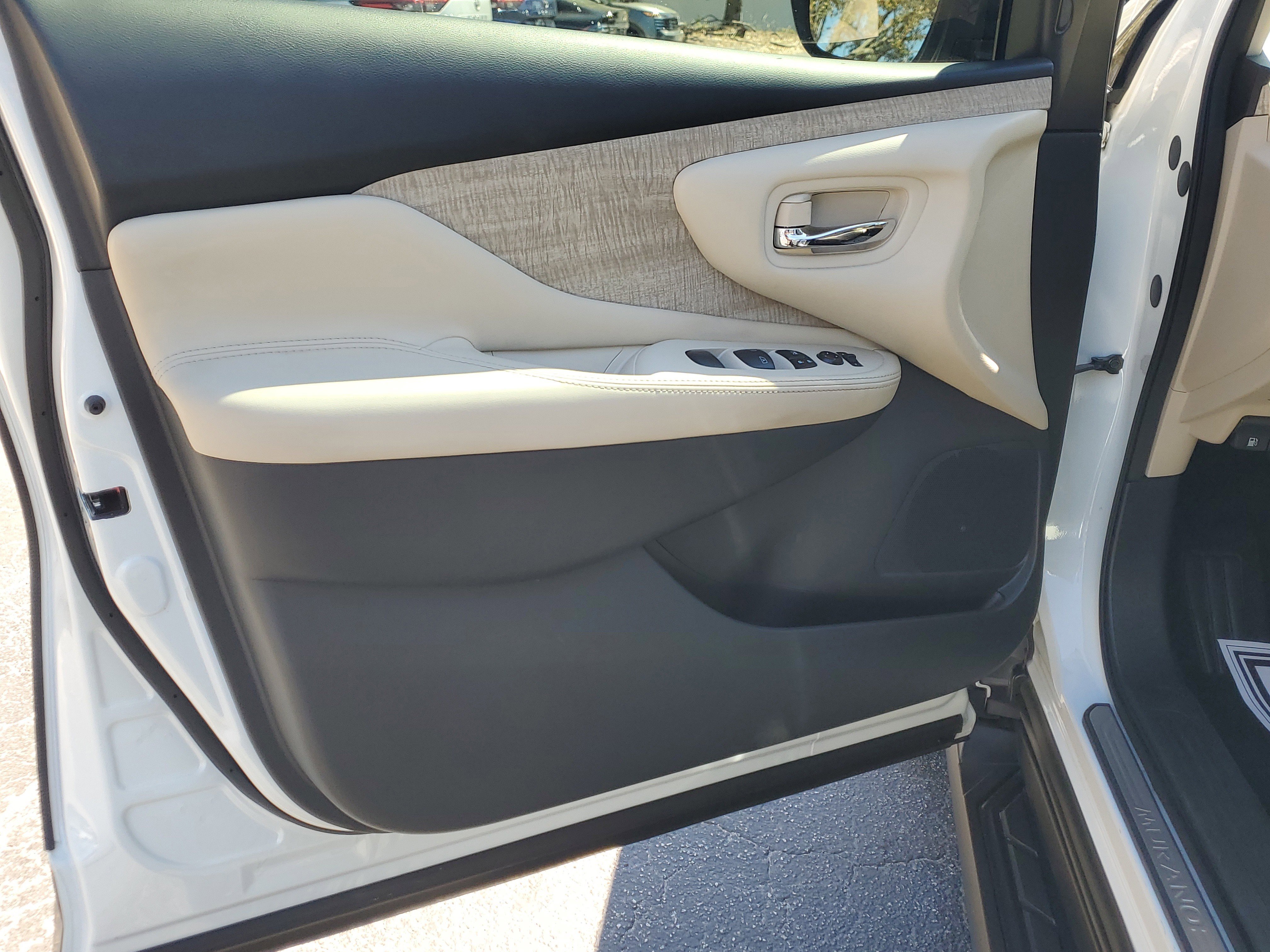 Certified 2023 Nissan Murano SV image 17