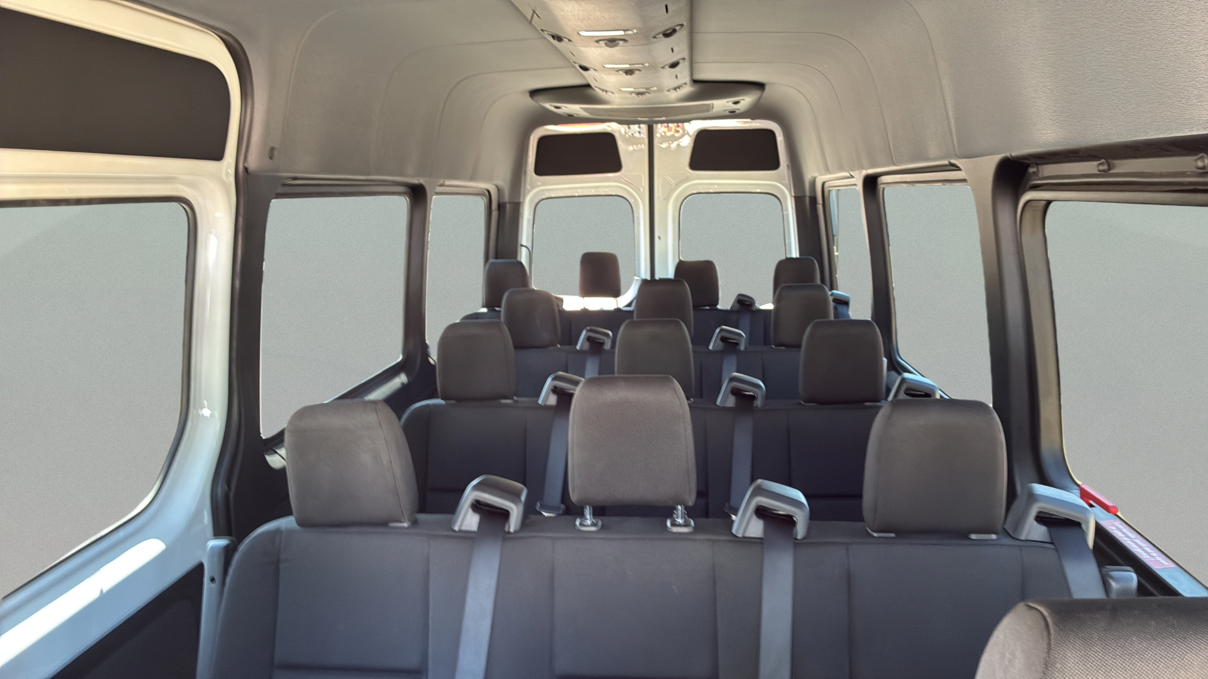 Used 2025 Mercedes-Benz Sprinter 2500 image 19