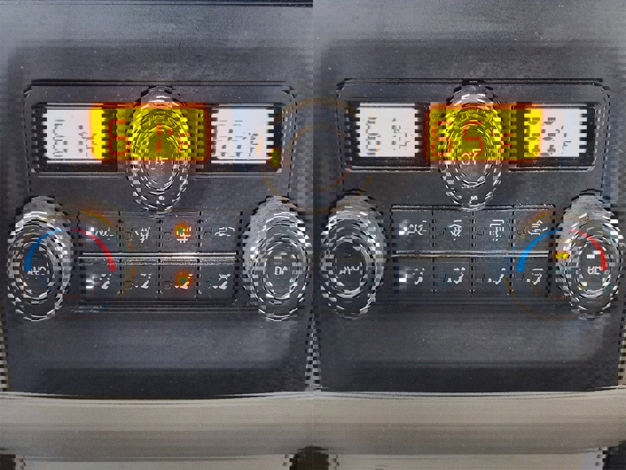 Used 2014 Nissan Frontier SL image 18