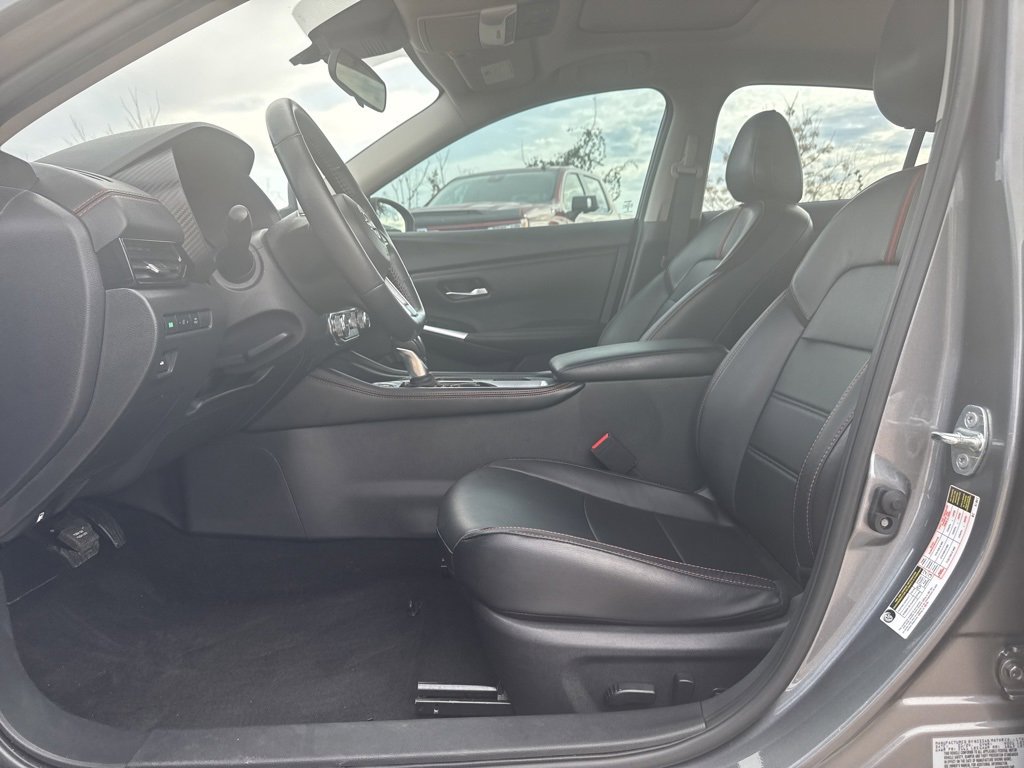 Certified 2024 Nissan Sentra SR w/ SR Premium Package image 12