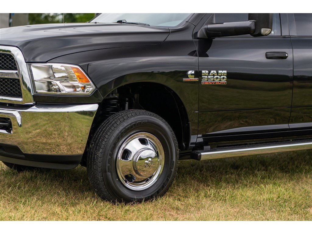 Used 2018 RAM 3500 Tradesman w/ Chrome Appearance Group AWD/4WD image 6