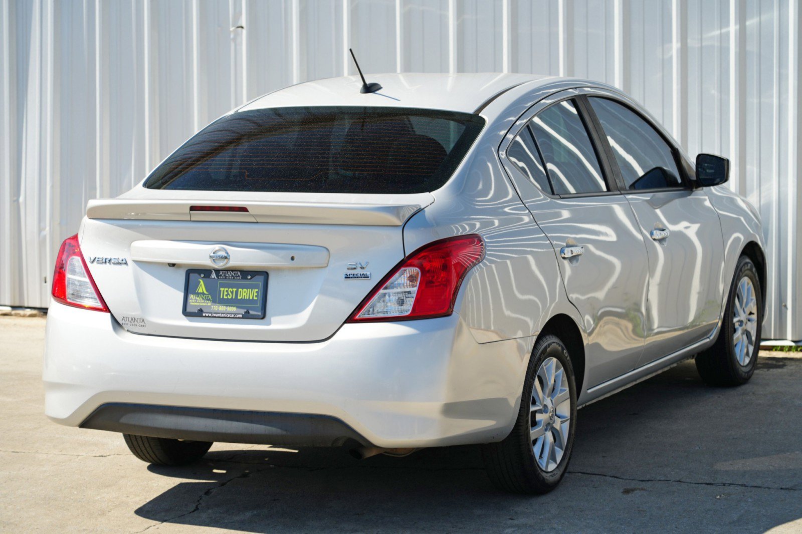 Used 2018 Nissan Versa SV w/ SV Special Edition Package image 43