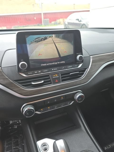 Used 2025 Nissan Altima 2.5 SV AWD/4WD image 15