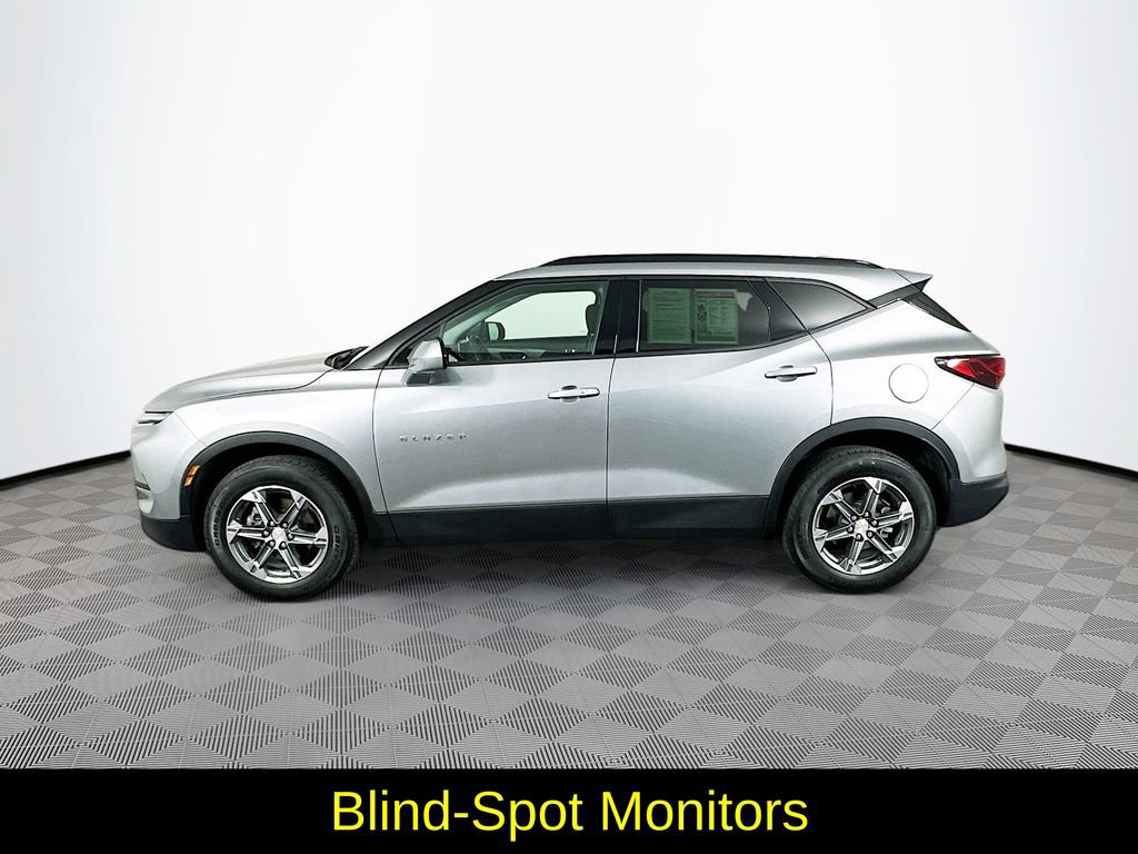 Used 2024 Chevrolet Blazer LT w/ Convenience Package AWD/4WD image 6