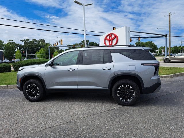 Used 2025 Chevrolet Traverse Z71 w/ Driver Confidence Package AWD/4WD image 12