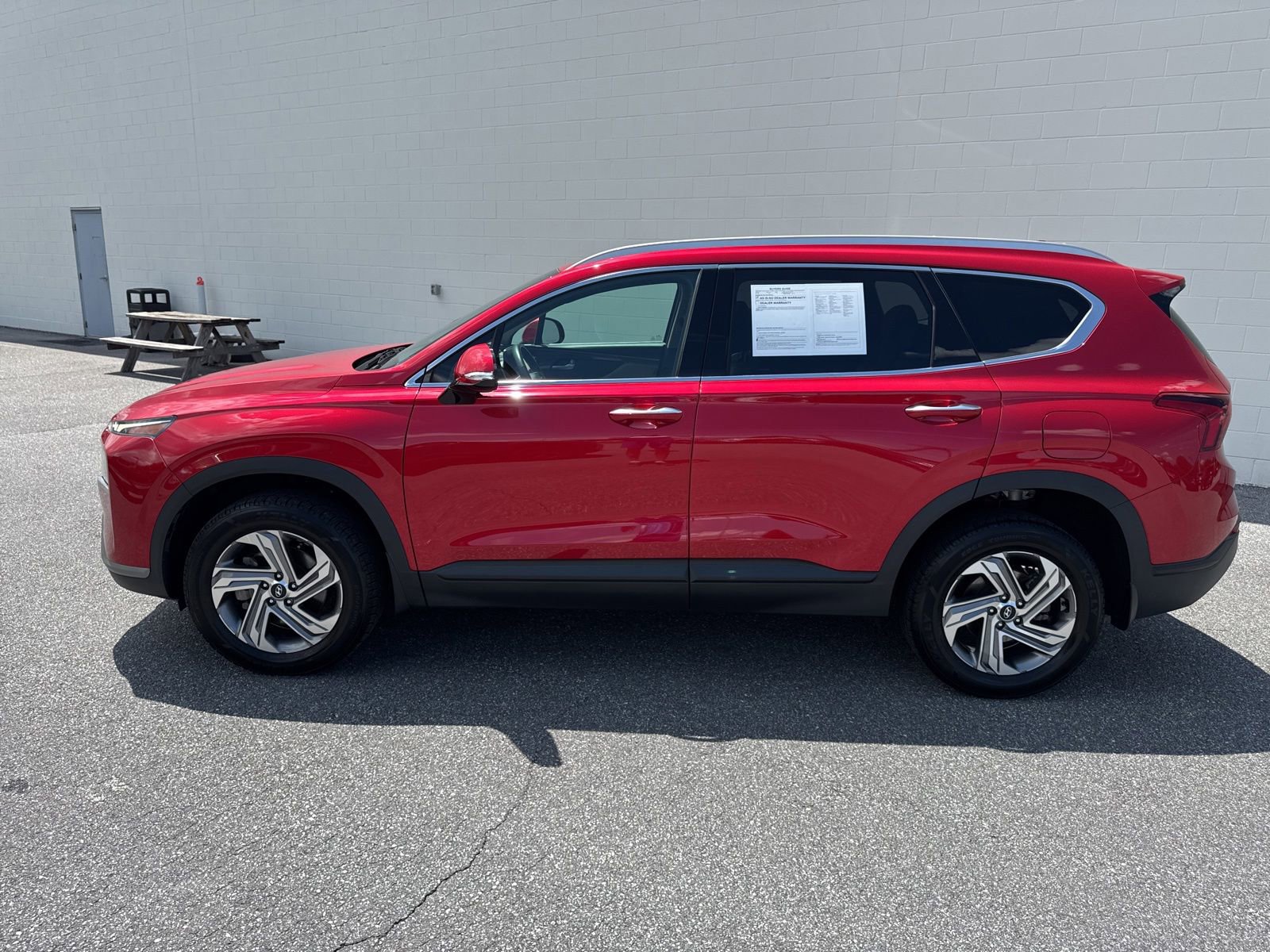 Certified 2023 Hyundai Santa Fe SEL w/ Cargo Package AWD/4WD image 4