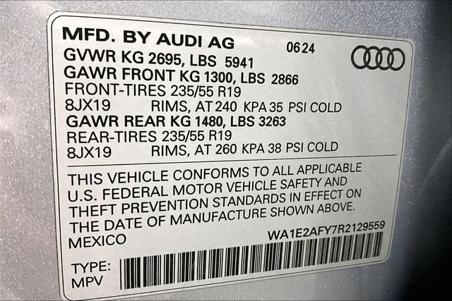 Used 2024 Audi Q5 e Premium Plus w/ Premium Plus Package AWD/4WD image 23