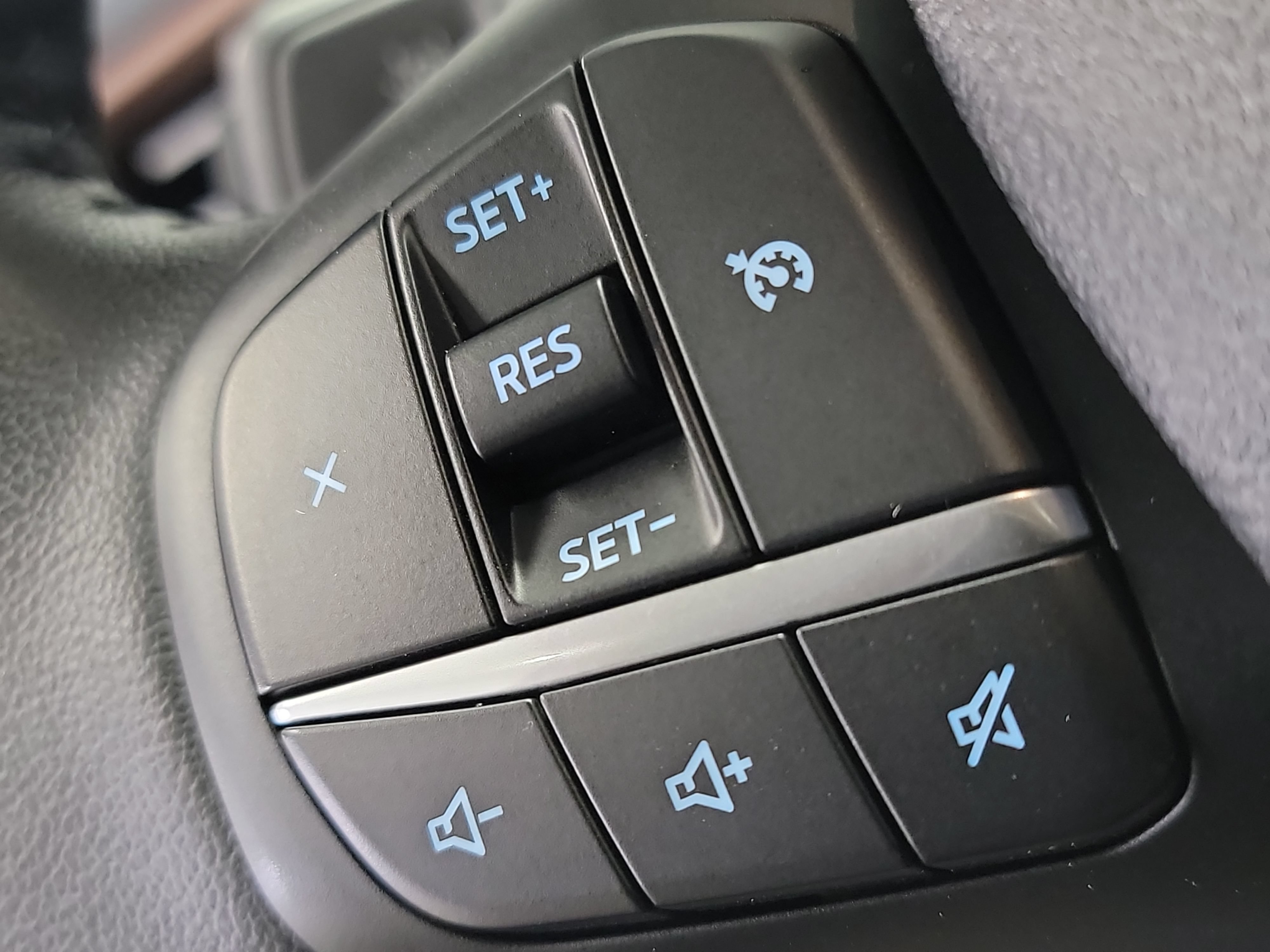 Used 2022 Ford Maverick Lariat w/ Equipment Group 500A Standard AWD/4WD image 33