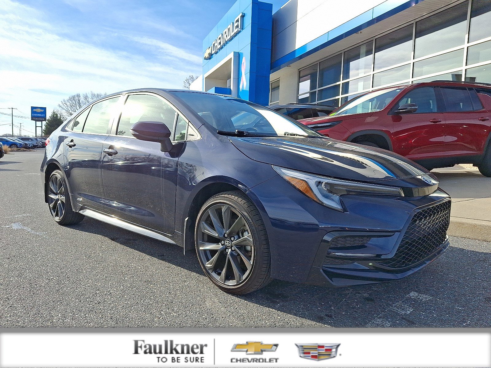 Used 2025 Toyota Corolla SE image 1