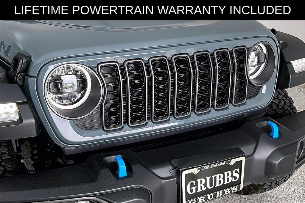 Used 2025 Jeep Wrangler Unlimited Rubicon 4xe image 37