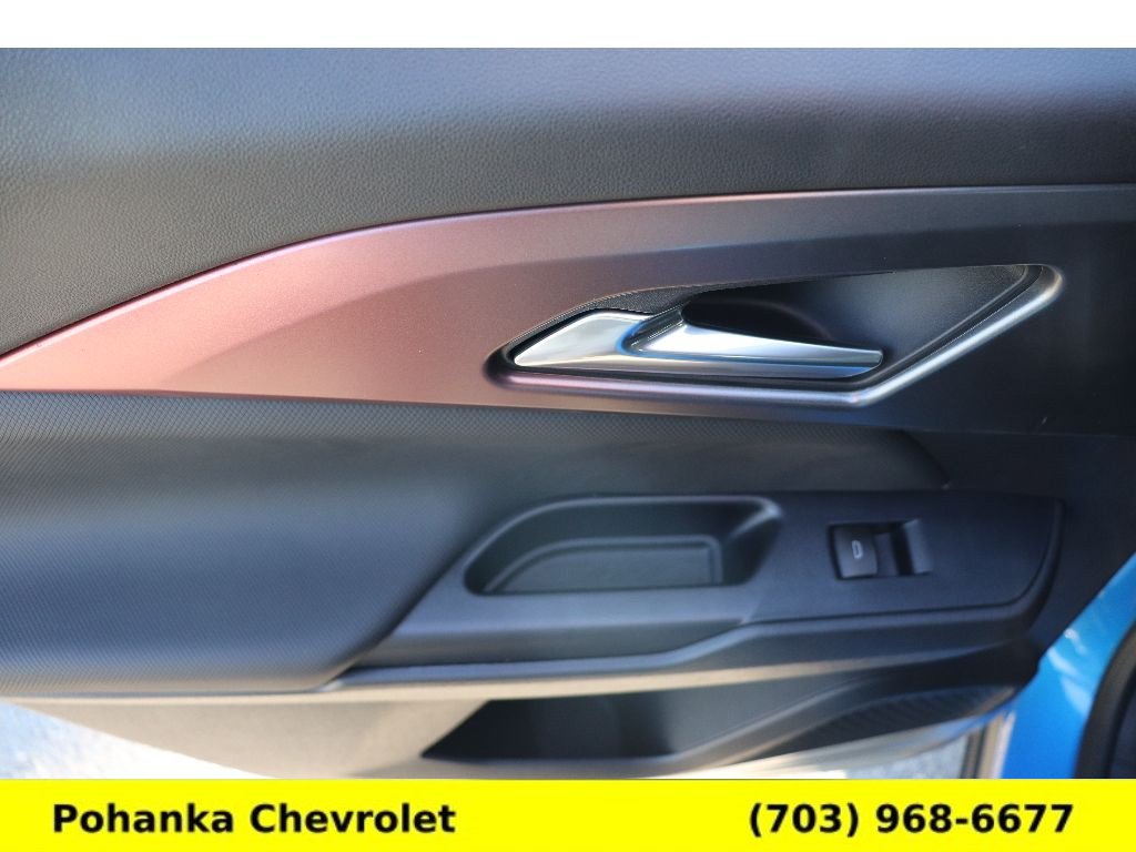 New 2026 Chevrolet Equinox EV RS FWD image 22