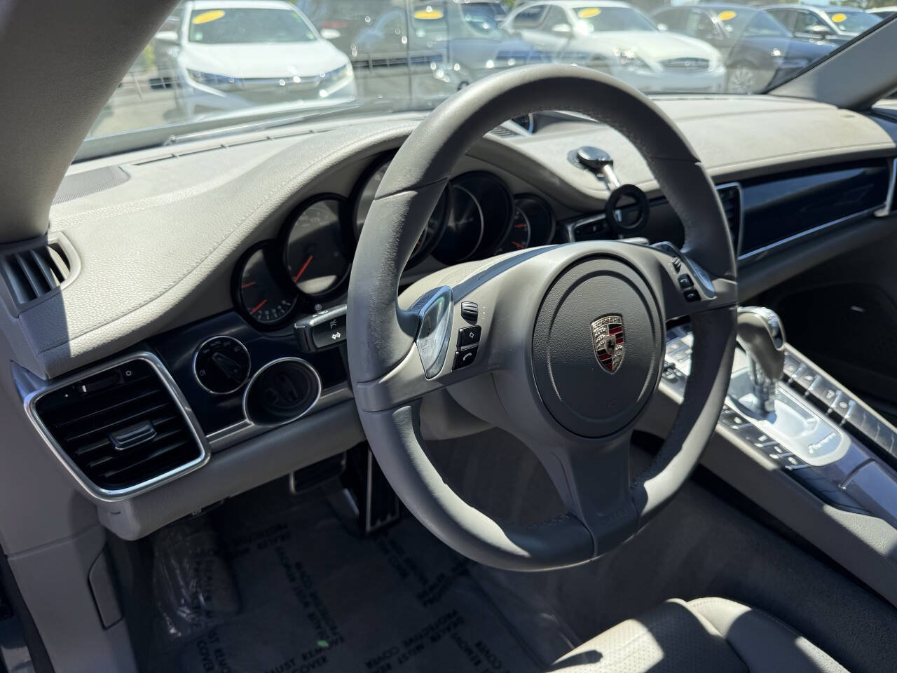 Used 2013 Porsche Panamera RWD image 17