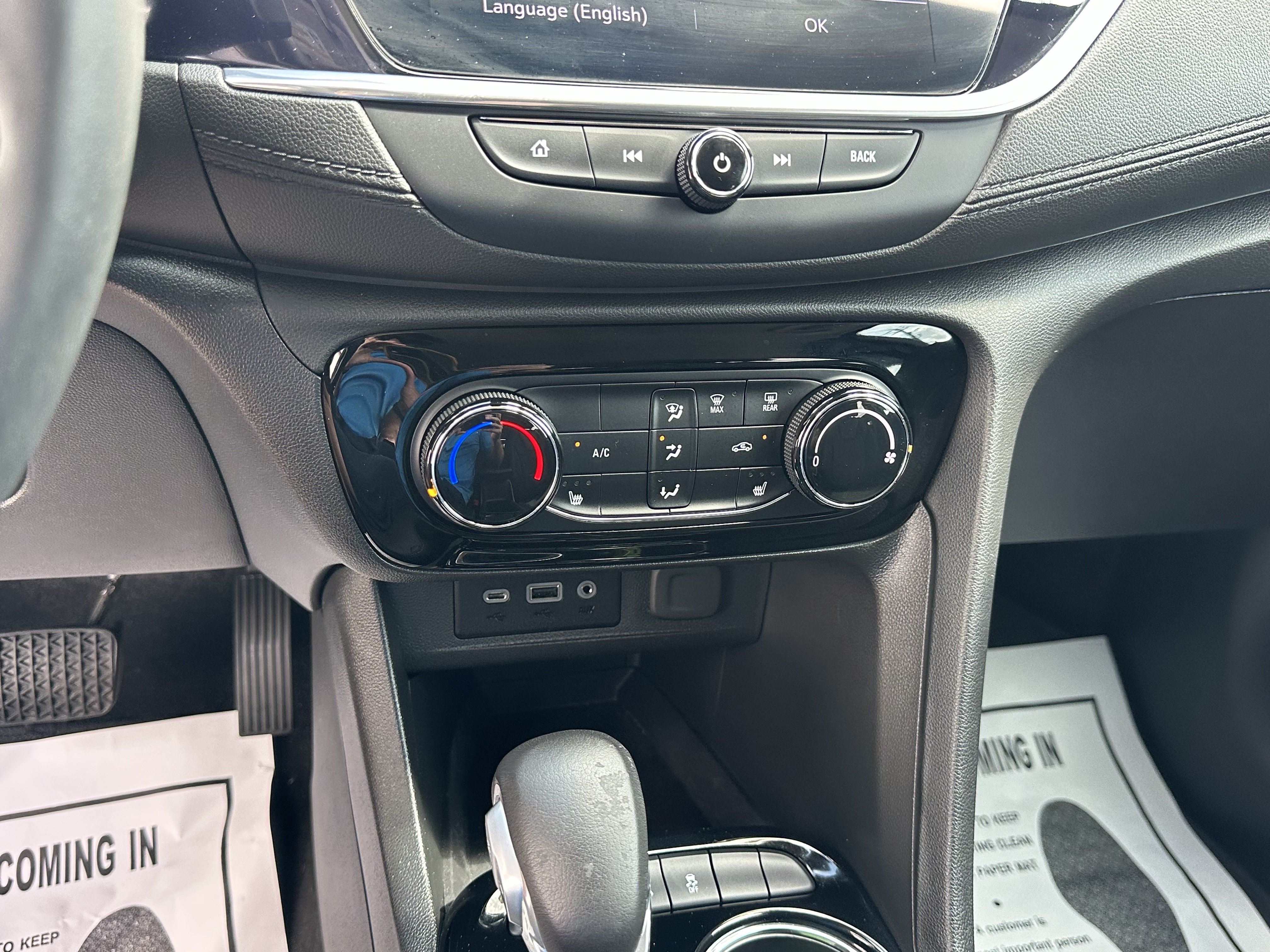 Certified 2023 Buick Encore GX Preferred w/ Cold Weather Comfort Package FWD image 24