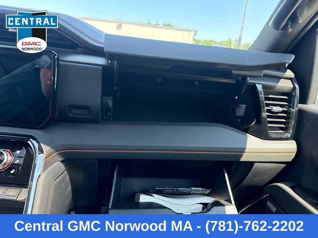 New 2026 GMC Sierra 2500 AT4 w/ AT4 Preferred Package AWD/4WD image 21