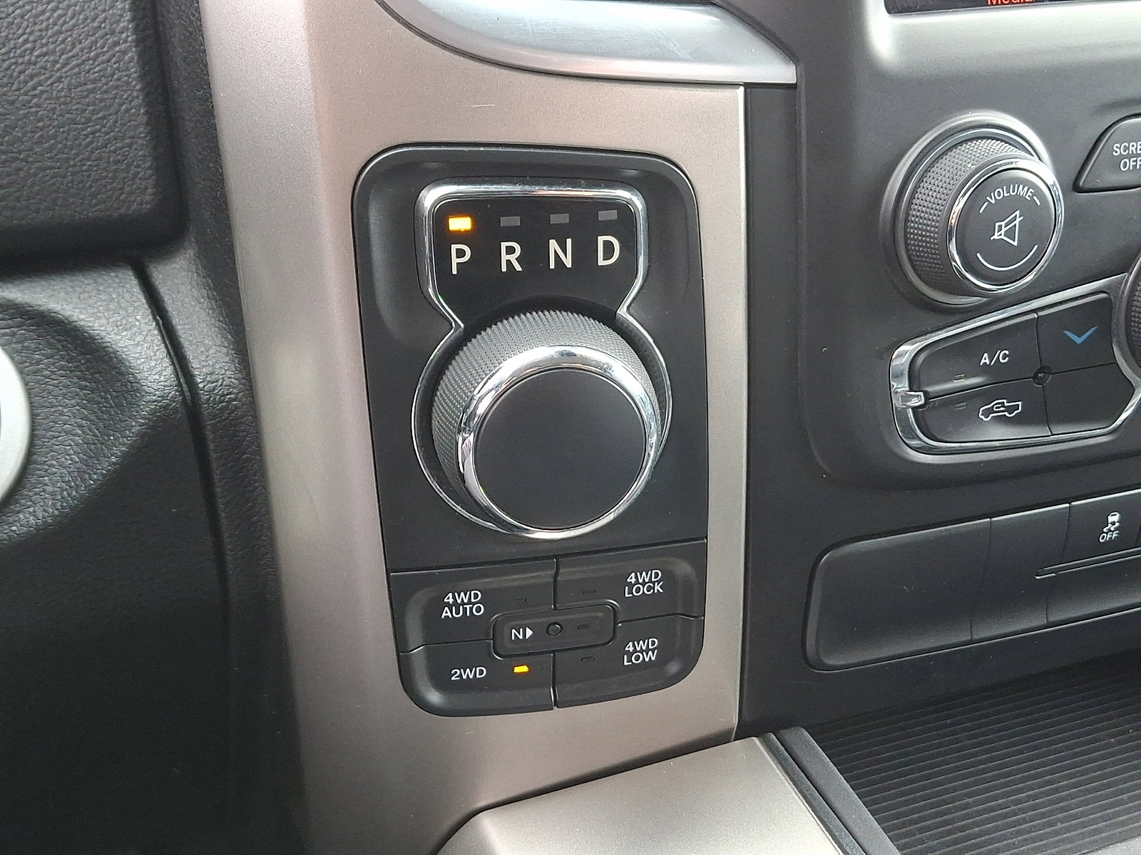 Used 2018 RAM 1500 Big Horn image 14