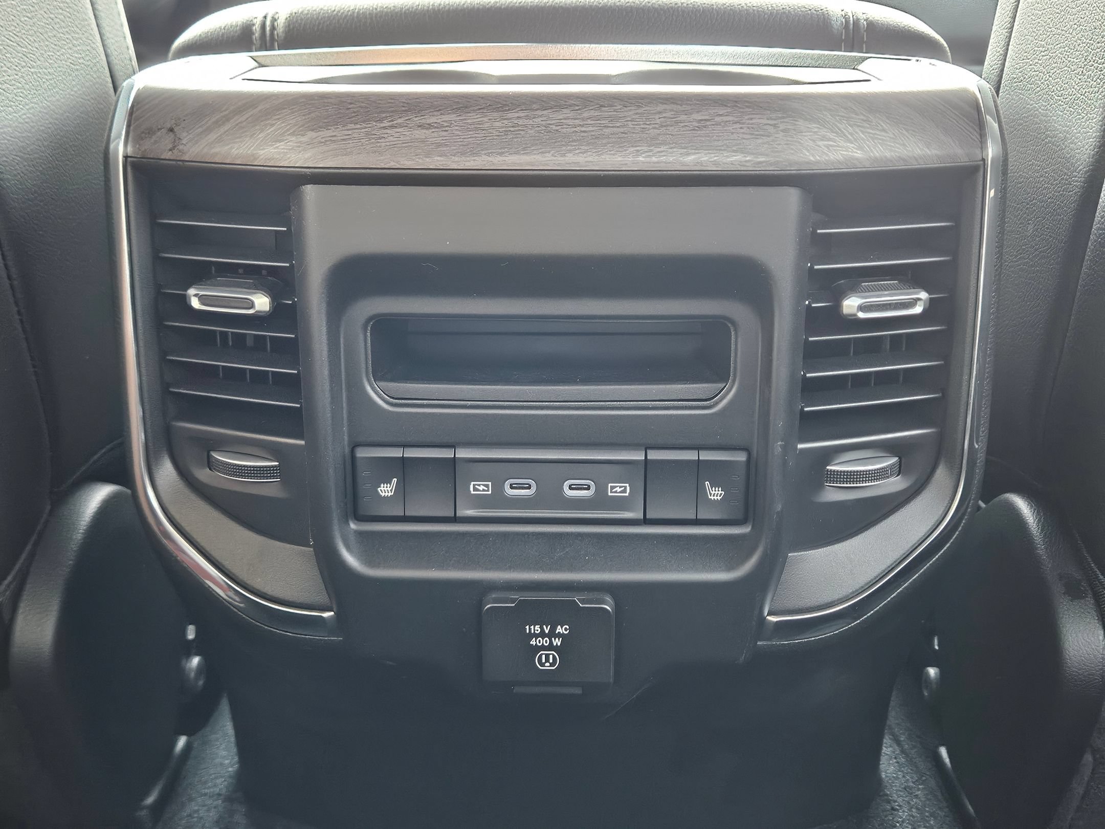 New 2027 RAM 1500 Laramie w/ Laramie Preferred Package AWD/4WD image 24