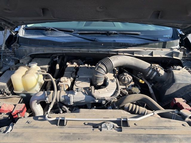 Used 2017 Nissan Titan SV image 45