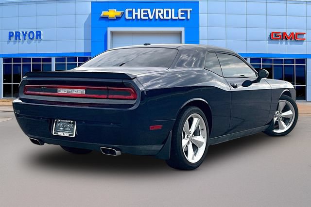 Used 2014 Dodge Challenger R/T RWD image 5