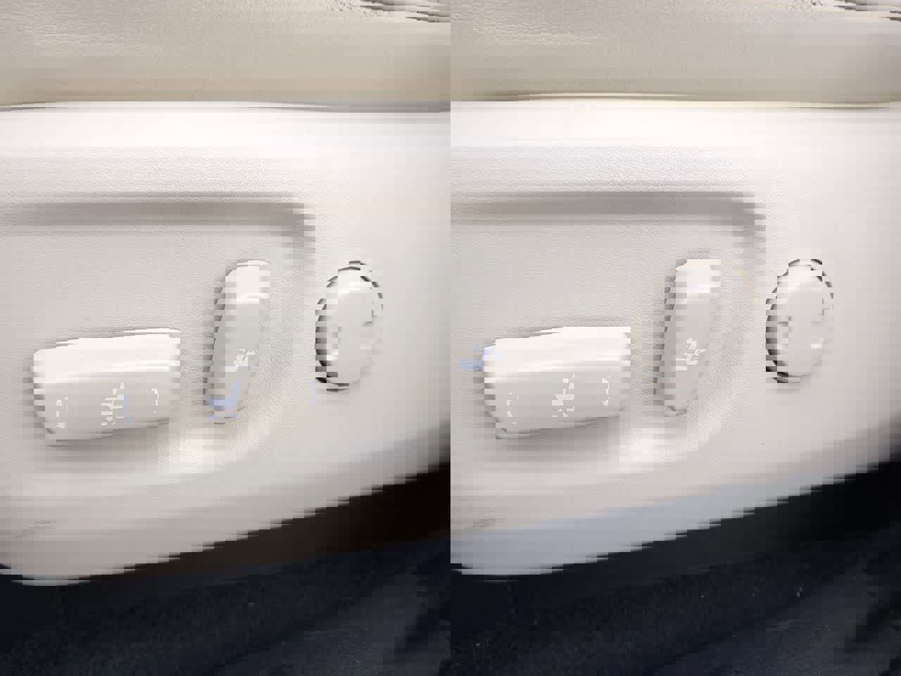 Used 2020 Lexus GX 460 Premium w/ Premium Package AWD/4WD image 16