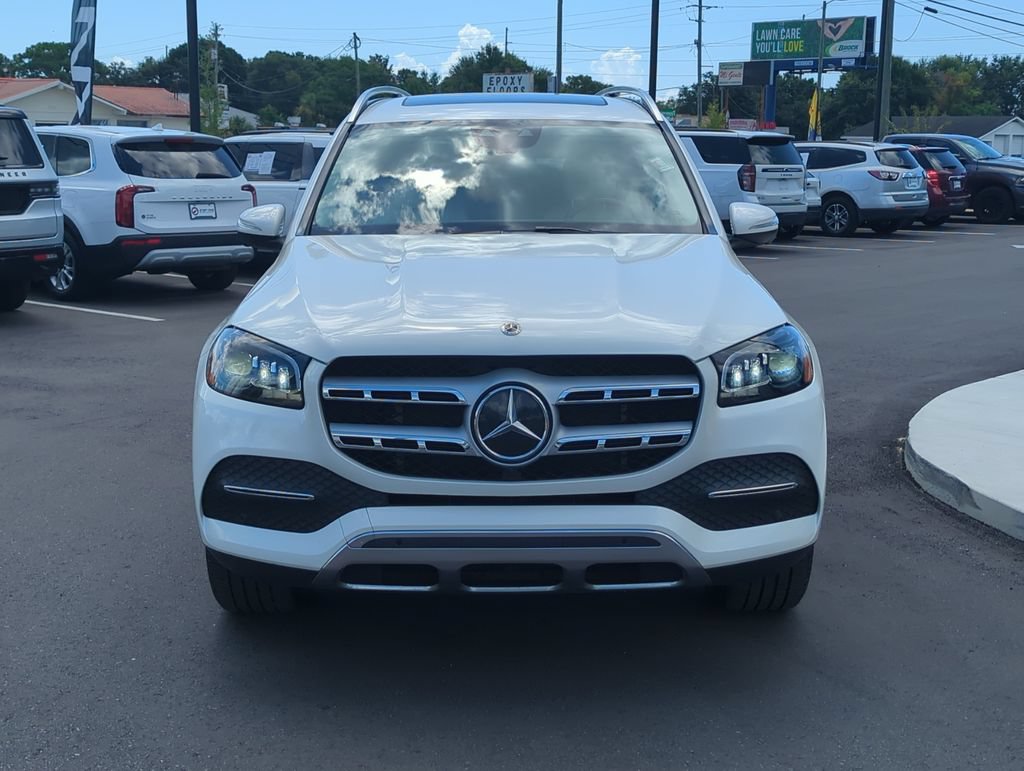Used 2021 Mercedes-Benz GLS 450 4MATIC image 10