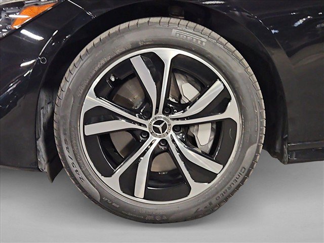 Used 2025 Mercedes-Benz CLE 300 4MATIC Cabriolet image 23