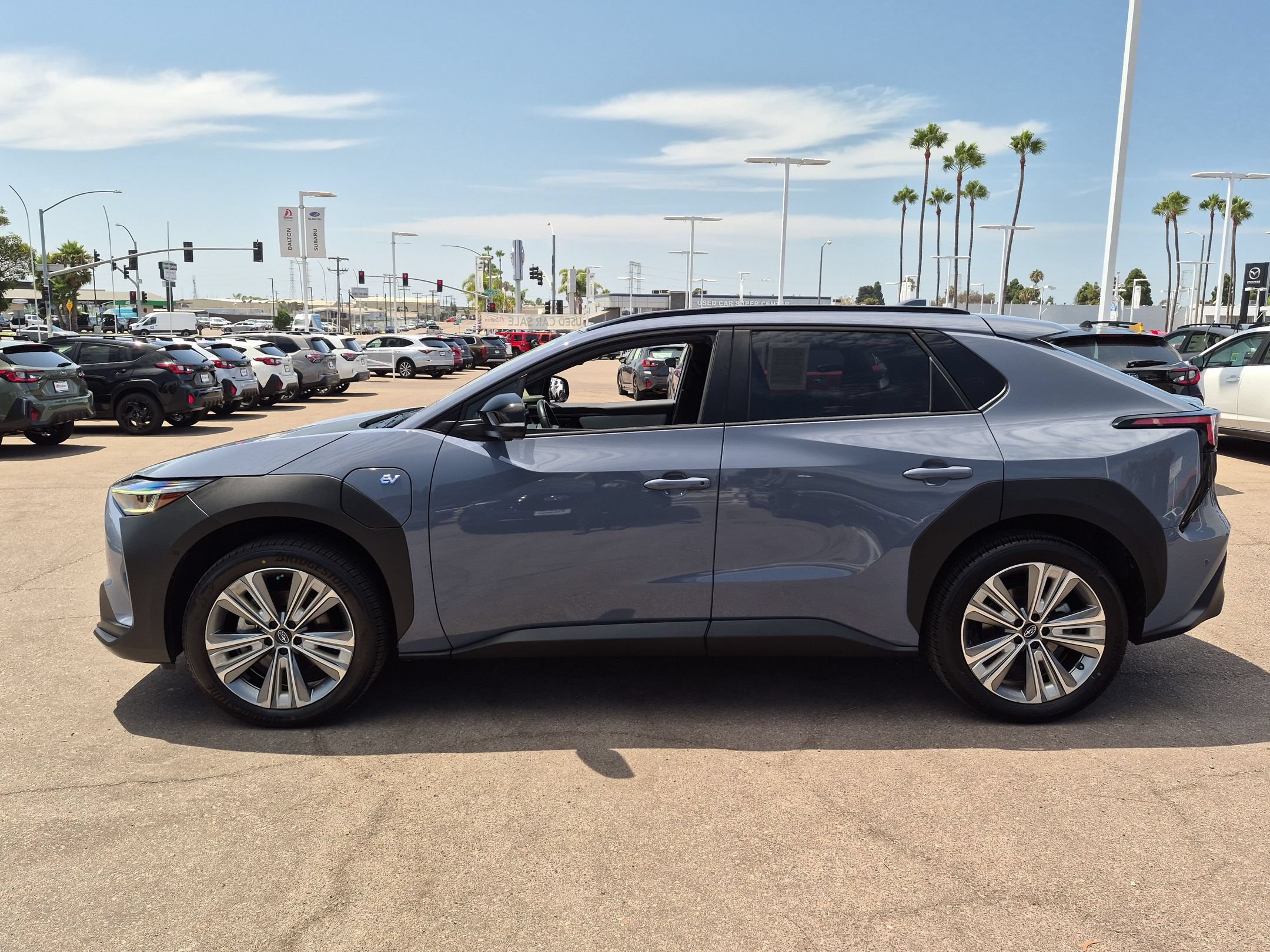Used 2023 Subaru Solterra AWD image 4