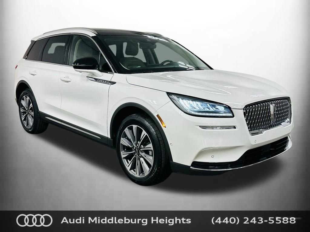 Used 2022 Lincoln Corsair Reserve w/ Equipment Group 201A AWD/4WD image 1