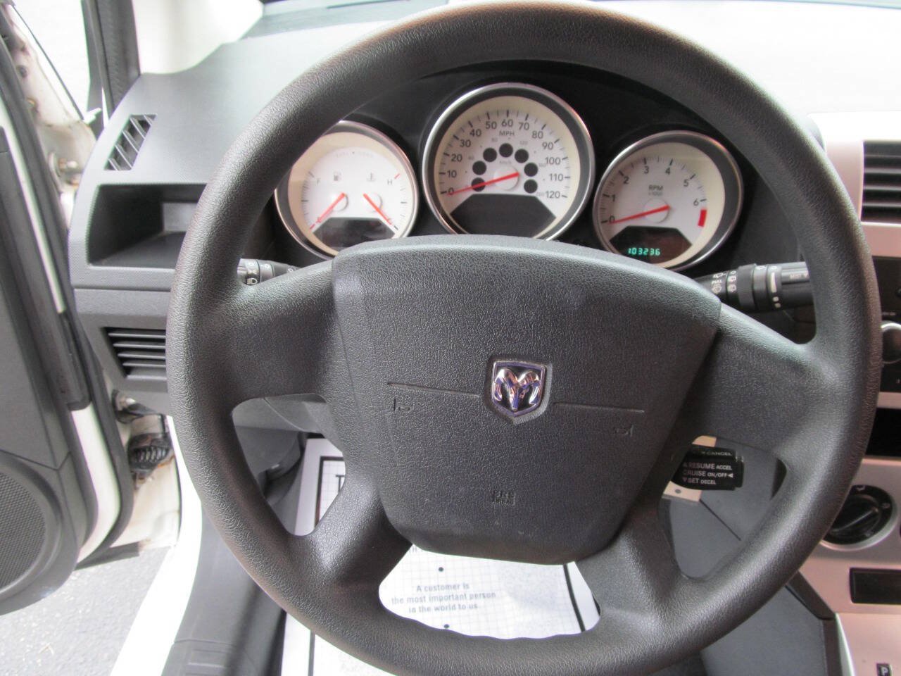 Used 2009 Dodge Caliber SXT FWD image 13