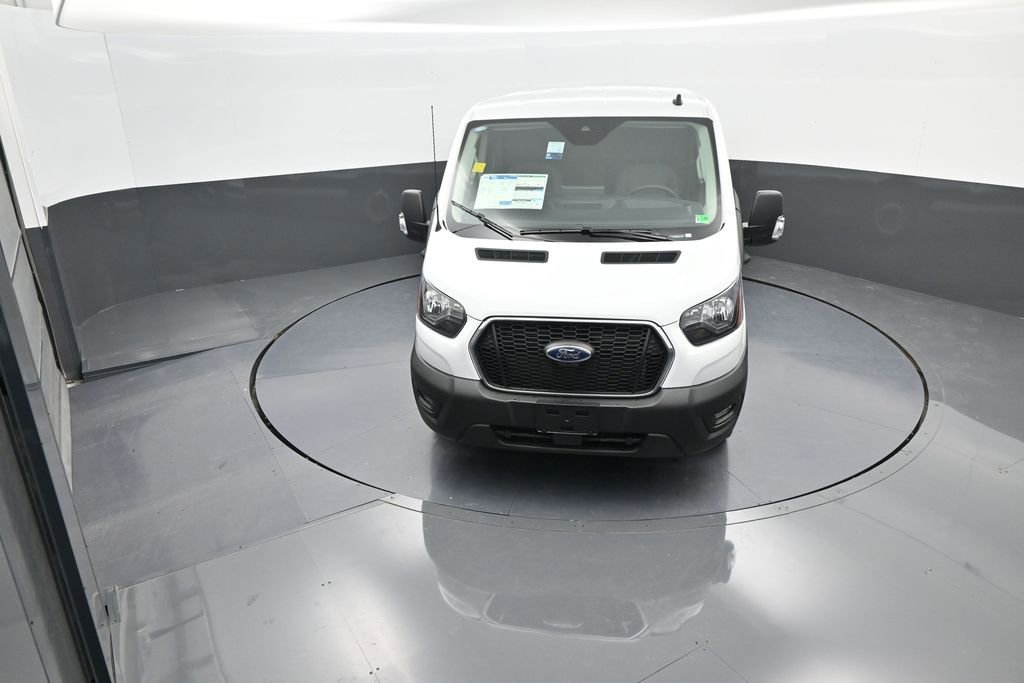 New 2025 Ford Transit 150 Low Roof image 31