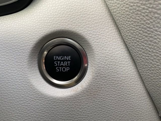 Certified 2025 Toyota Corolla XSE image 9