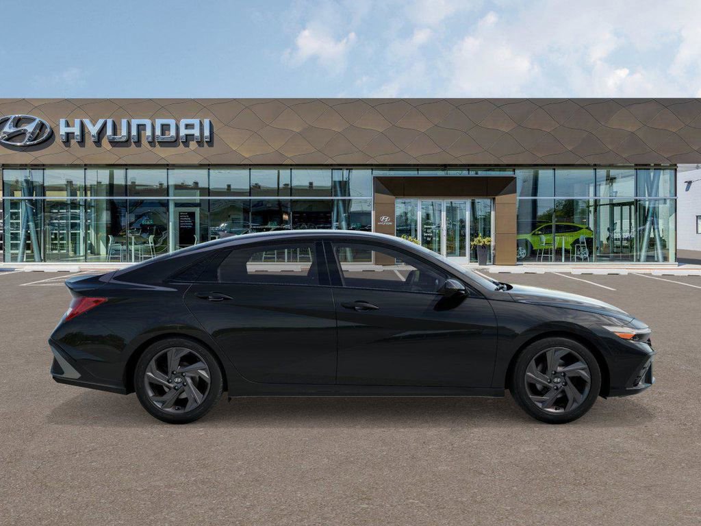 New 2026 Hyundai Elantra Sport image 7