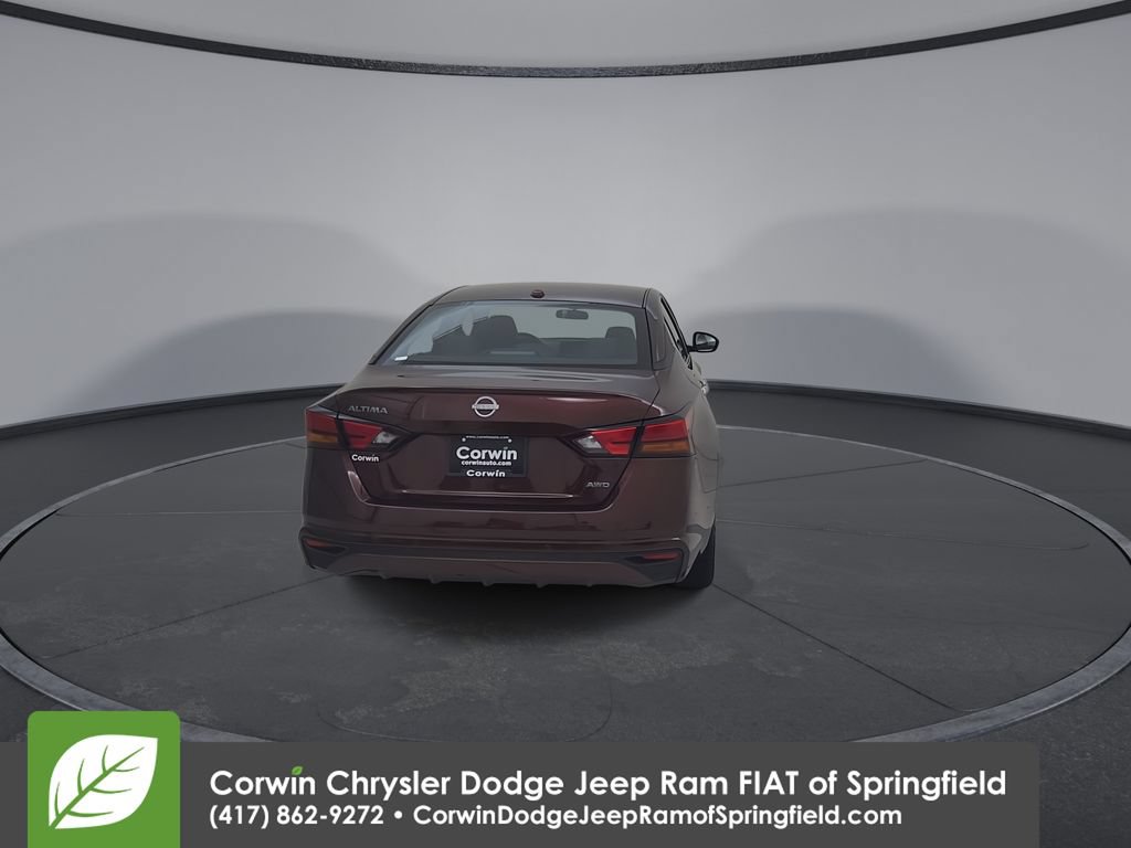 Used 2025 Nissan Altima 2.5 SV AWD/4WD image 13