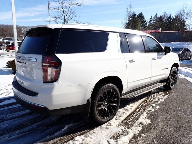 Used 2023 Chevrolet Suburban LS w/ Driver Alert Package image 7