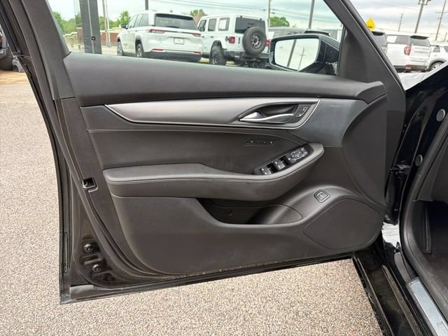 Used 2025 Cadillac CT5 Premium Luxury RWD image 24