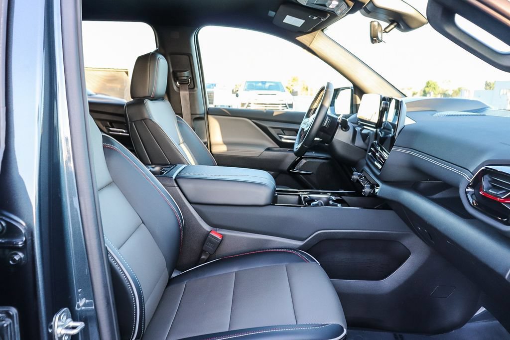 Used 2026 Chevrolet Silverado EV Trail Boss AWD/4WD image 19