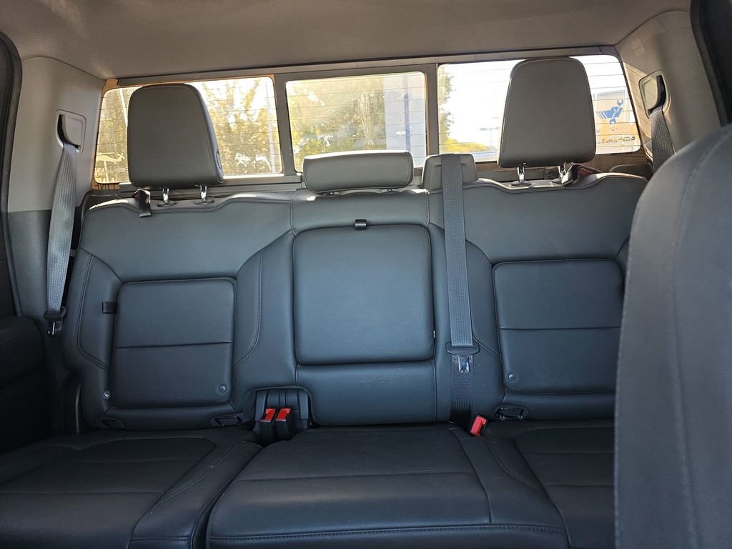 Used 2019 Chevrolet Silverado 1500 LT Trail Boss AWD/4WD image 39